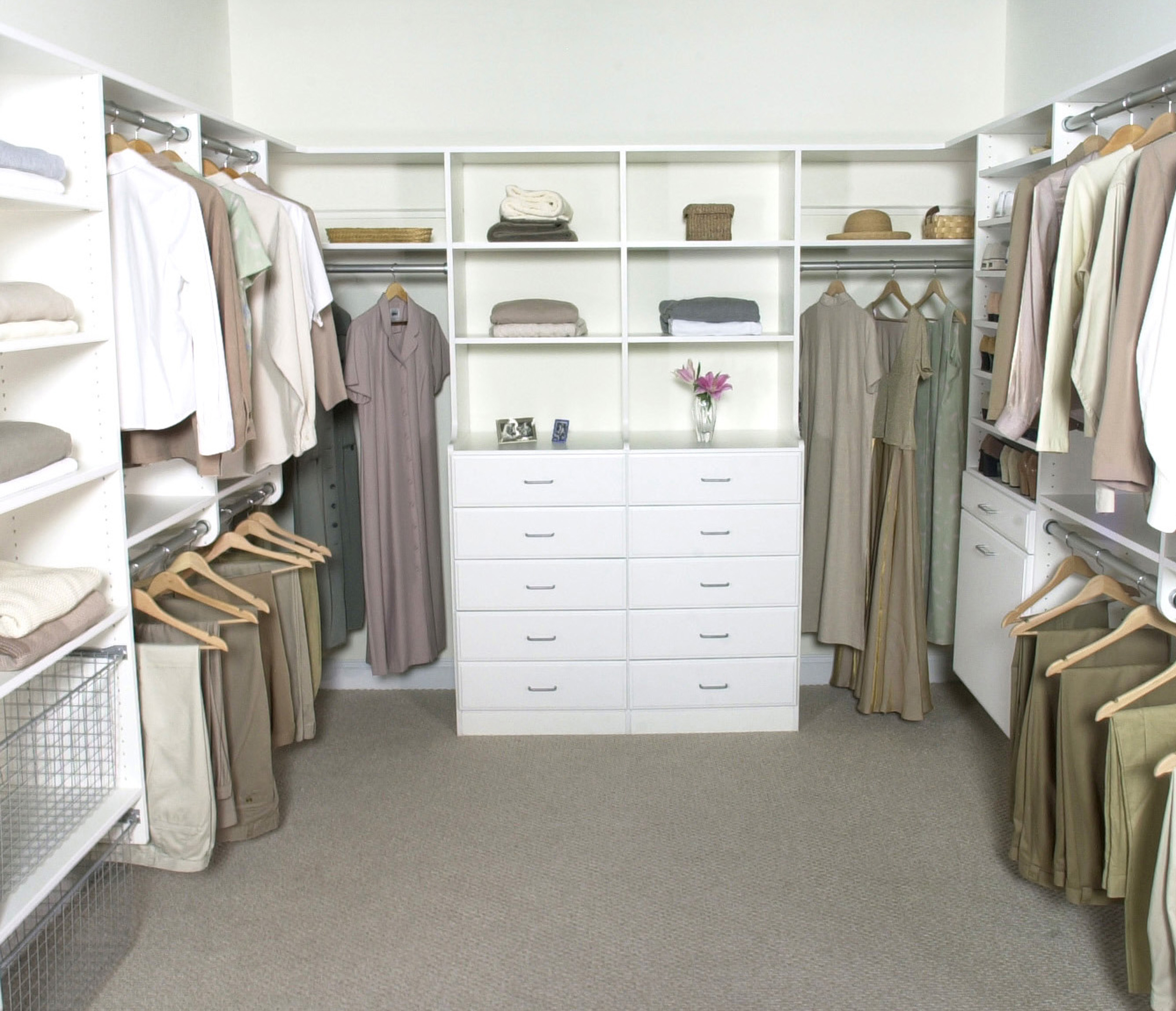 Spectacular Storage Solutions: Walk-In Closet Drawers